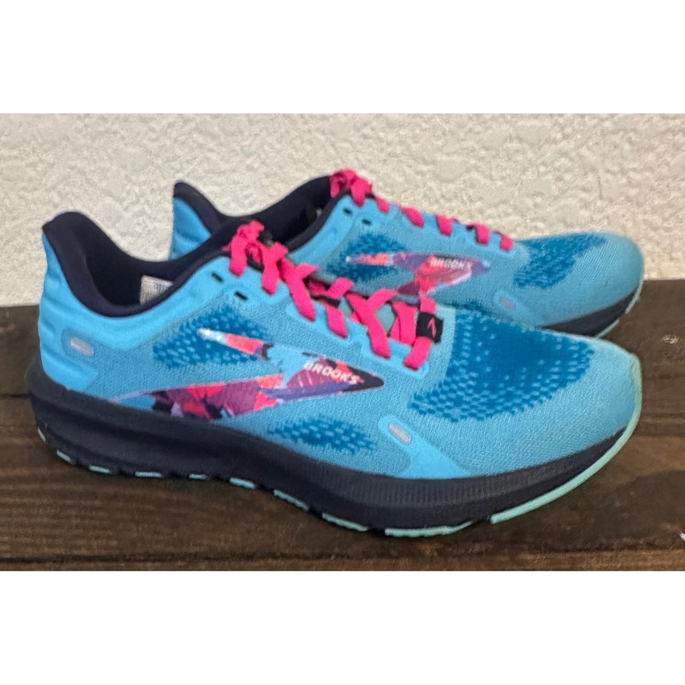 Brooks Ghost 15 Womens 6.5 Running Shoes Blue Pink athletic running workout